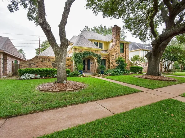 1023 Cardinal Ave