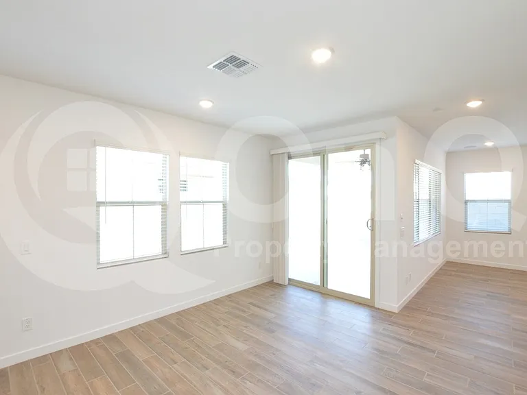 9244 E Sphere Ave — Photo 7