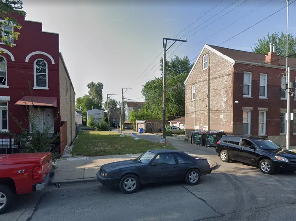 2863 W 21st St, Chicago, IL 60623