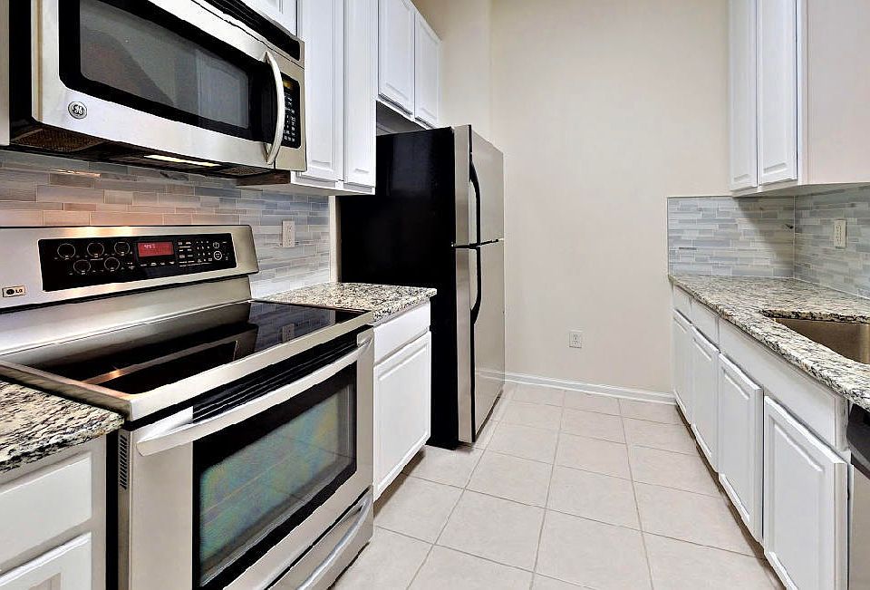 1st image of 7801 Point Meadows Dr Unit 6107