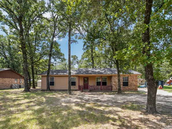 217 Pierce Dr, Mabank, TX 75156