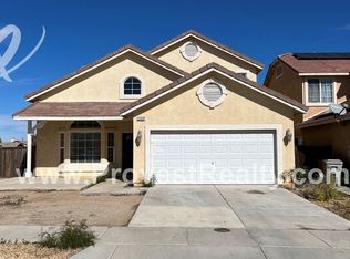 13608 Summit View St, Hesperia, CA 92344