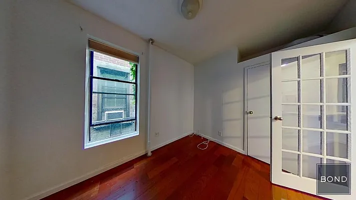 Rented by Bond New York | media 48