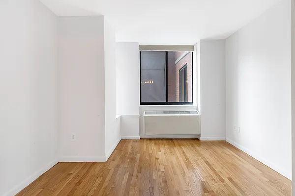 Rented by Compass | media 23