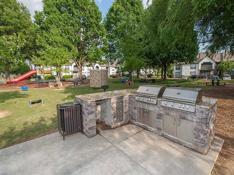 Outdoor Grill For Your Convenience
