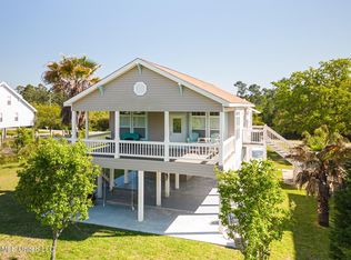 620 5th St, Pass Christian, MS 39571