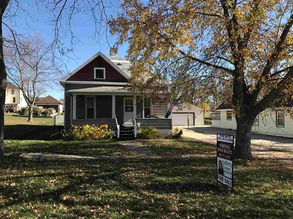 308 Vroman St, Winside, NE 68790