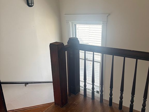 5th image of 1722 Wisconsin Ave #2