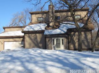 8415 Sunnyside Rd, Mounds View, MN 55112