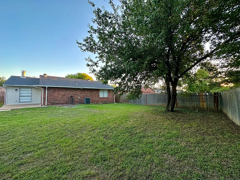 4125 Blue Flag Ln — Photo 21