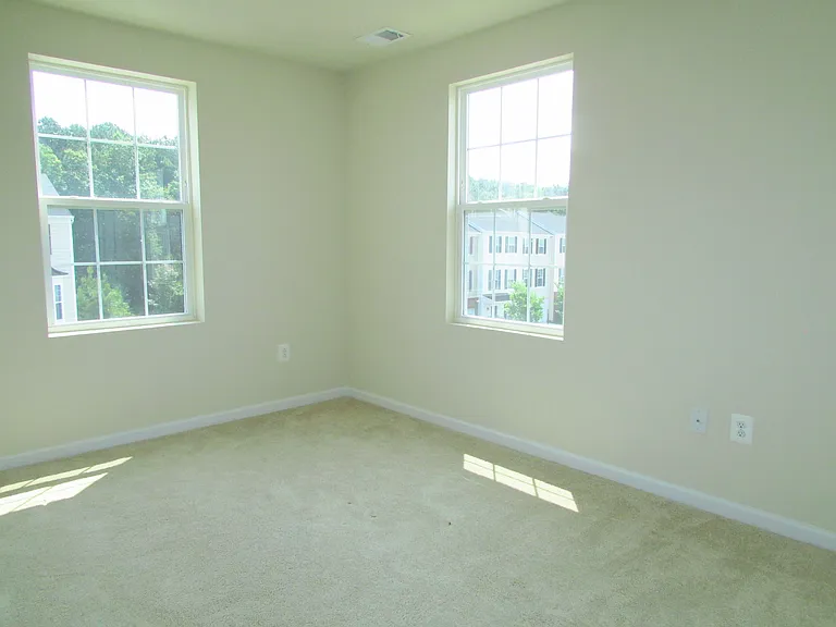 20559 Asheville Dr — Photo 10
