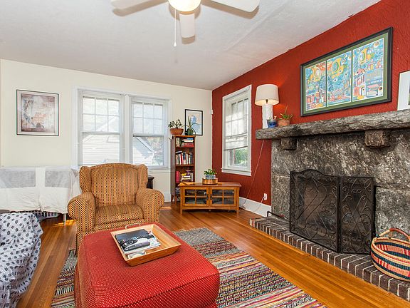3rd image of 603 Canal Dr