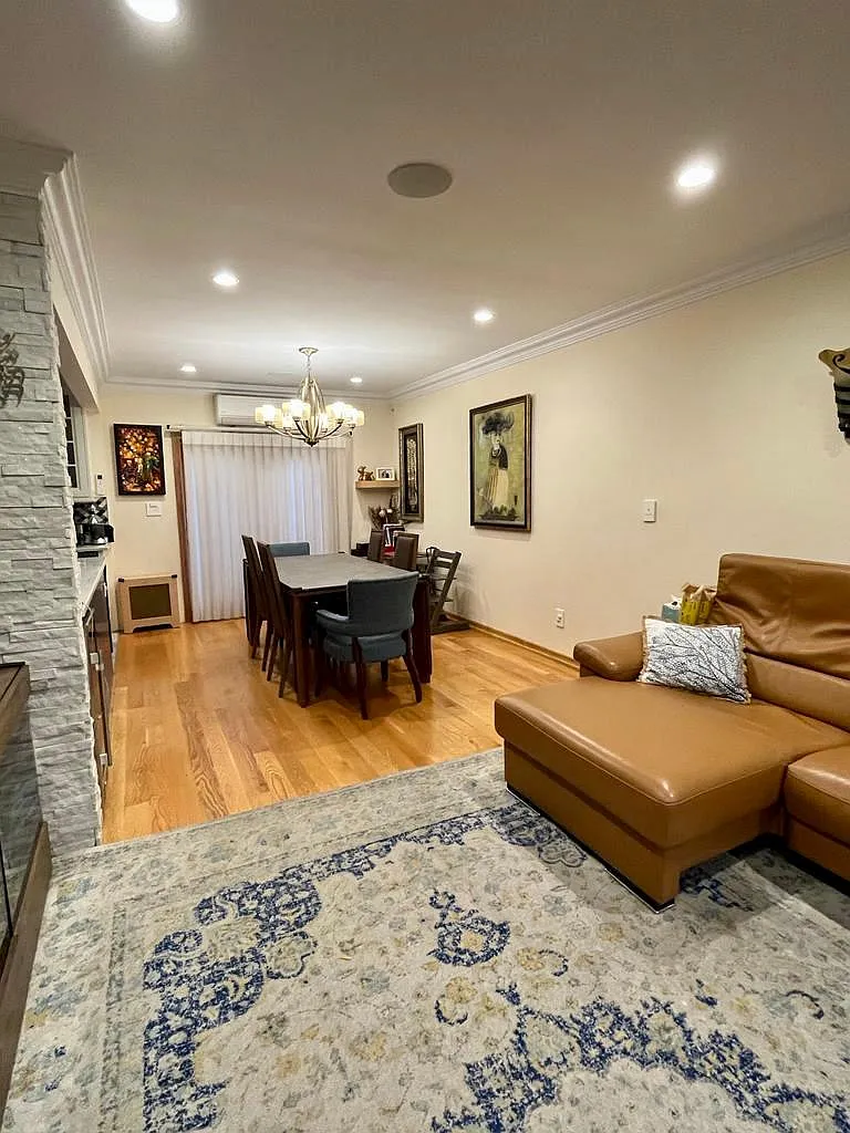 7514 169th St photo 1