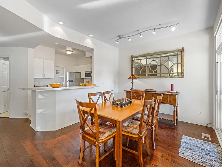 6412 Silver Mesa Dr #B — Photo 4