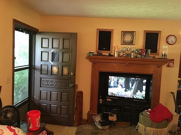3rd image of 6277 N Alan Ave
