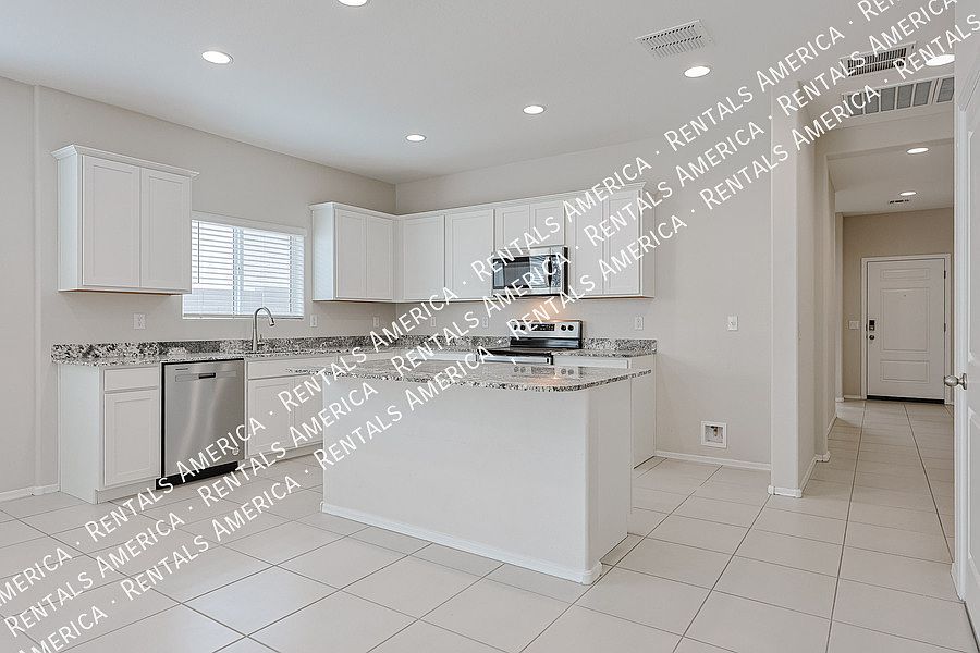 1st image of 10338 W Wier Ave