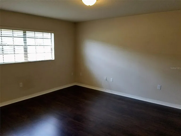 6100 Gulfport Blvd S #102 — Photo 9