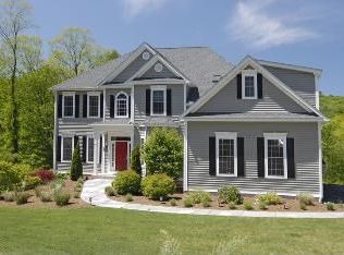 589 Huckleberry Hill Rd, Avon, CT 06001