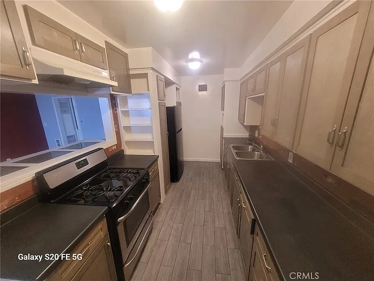 5621 Edgemar Ave — Photo 3