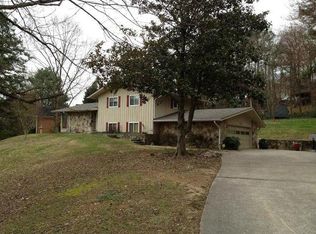2301 Mount Haven Dr, Dalton, GA 30720