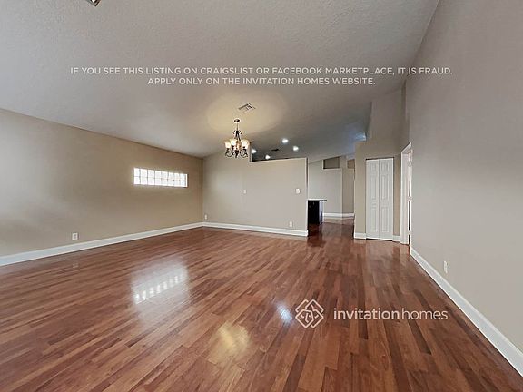 4th image of 11215 NW 53rd Ct