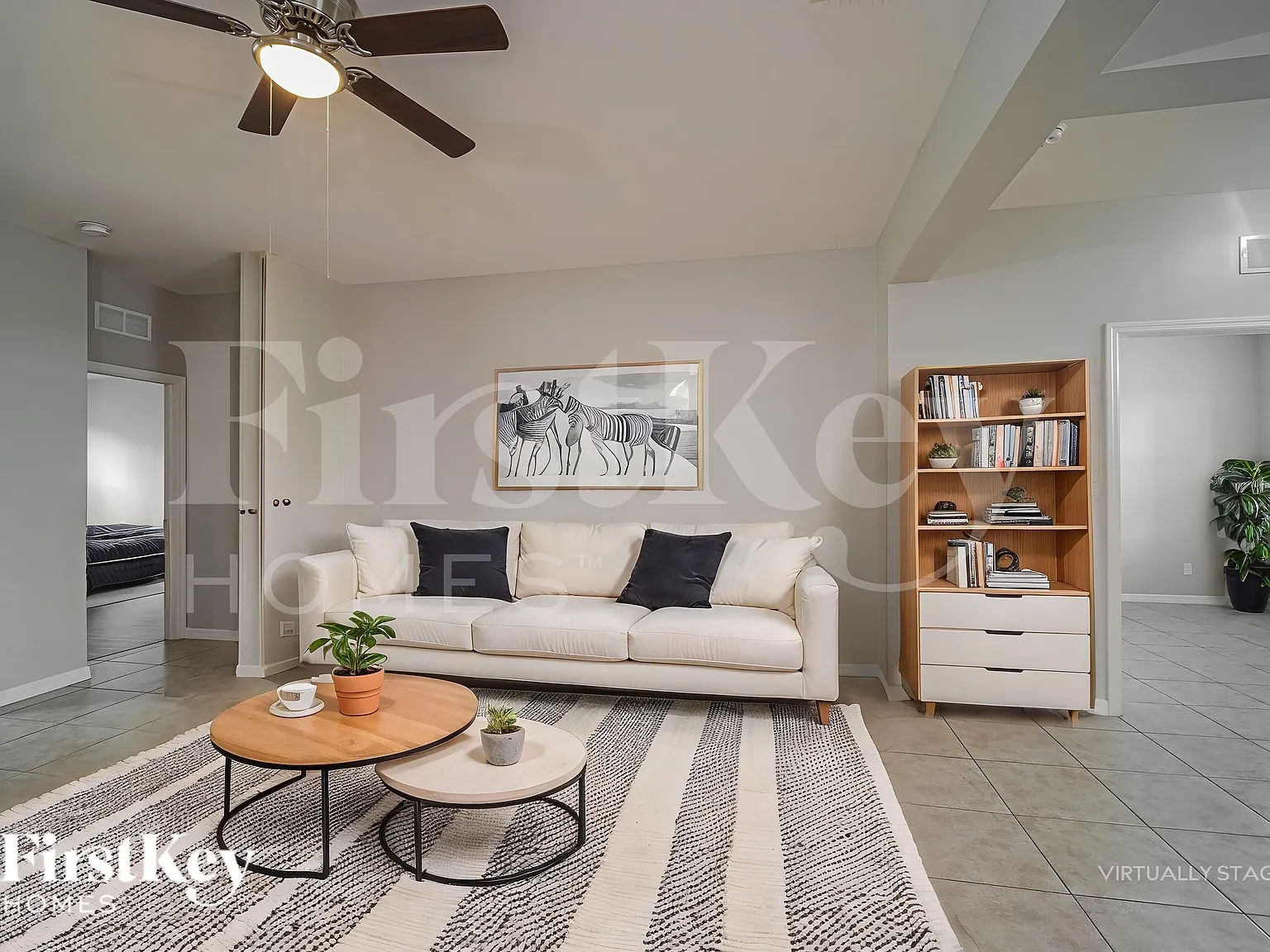 5 bed, 3.0 bath, 2207 sqft, $2,385 — Photo 4