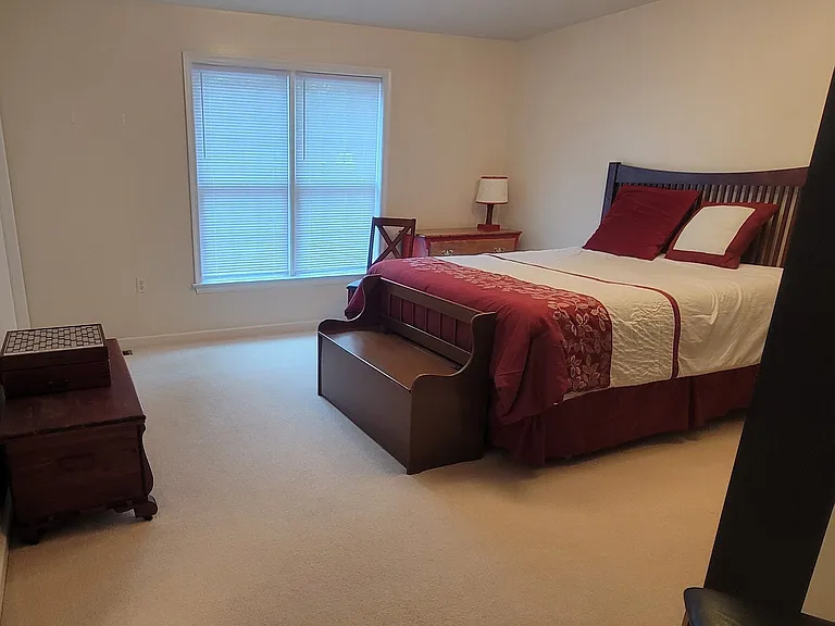 807 Berne Ct #807 — Photo 7
