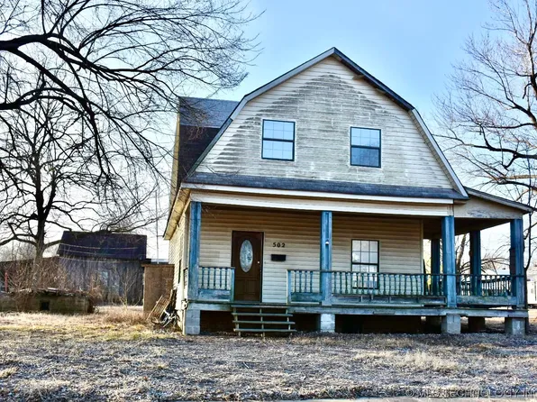 502 E 4th St, Skiatook, OK 74070