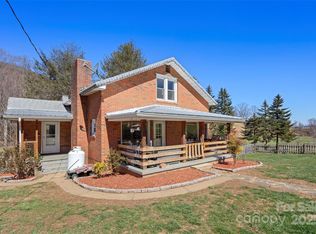 1383 Newfound Rd, Leicester, NC 28748