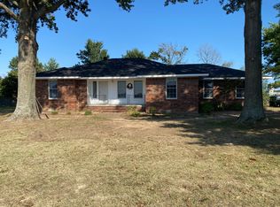 3725 N 2nd St, Rogers, AR 72756