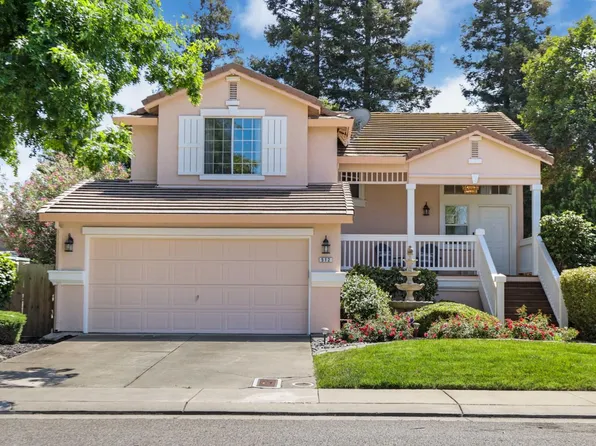 512 Mockingbird Dr, Lodi, CA 95240