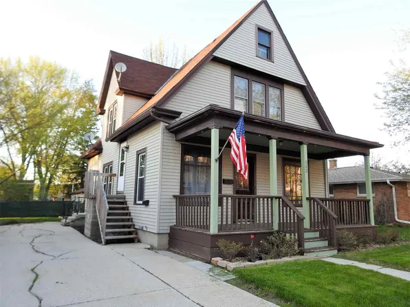 112 School St, Sheboygan Falls, WI 53085