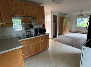 500 Broadway St NE APT 6, Minneapolis, MN 55413