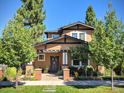 2658 NW Crossing Dr, Bend, OR, 97703