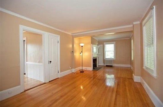 2nd image of 309 King St
