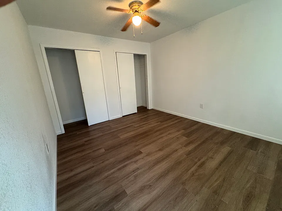 5736 E FM 1518 N