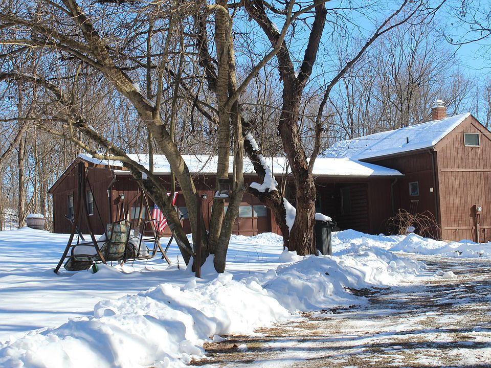 1st image of 3860 Pert Hill Rd