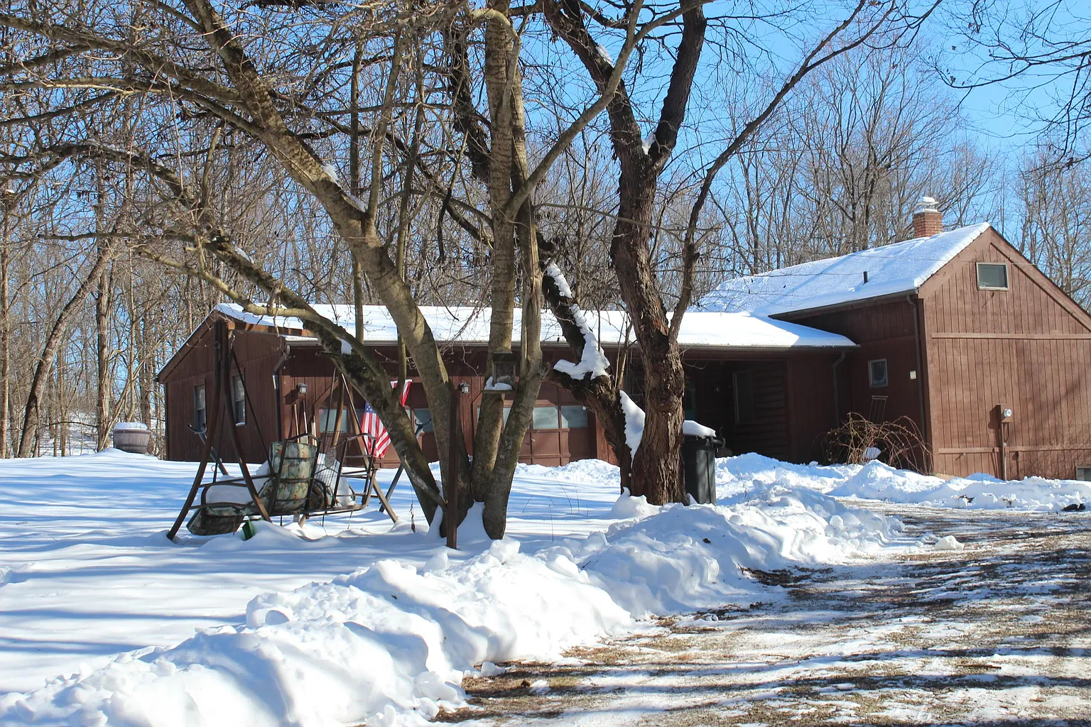 3860 Pert Hill Rd photo 1