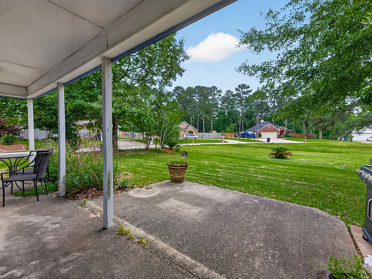 12079 Maverick Dr — Photo 36