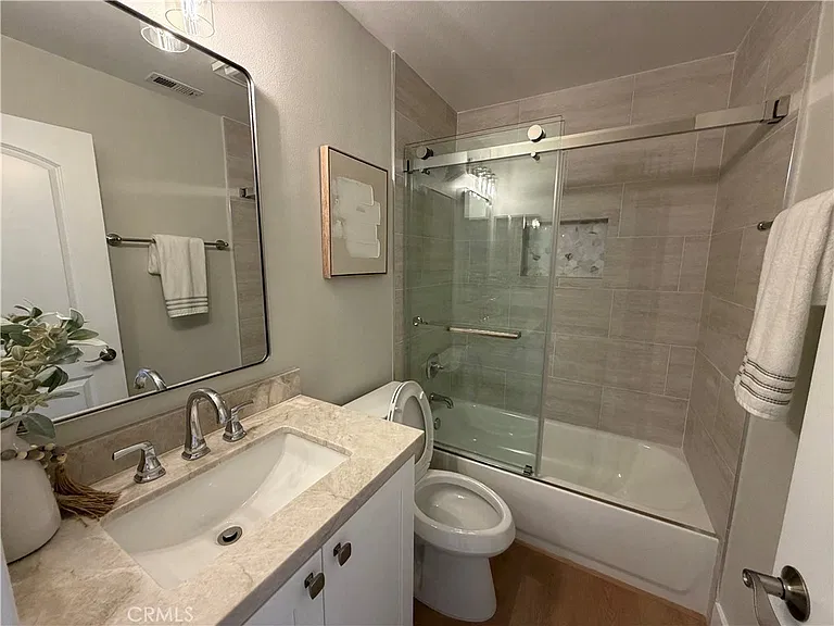 6 Hemingway Ct — Photo 8