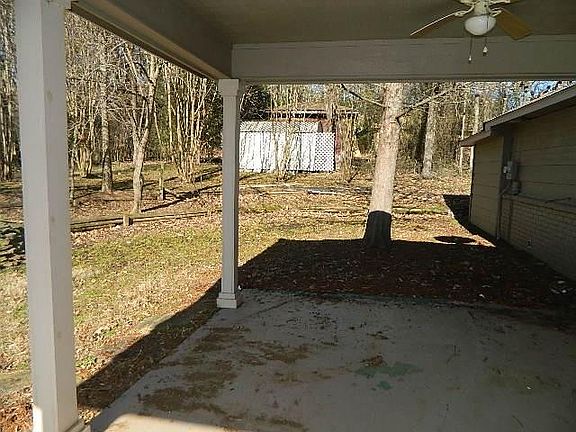 5th image of 1621 Wood Hills Bnd