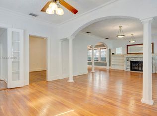 1676 SW 11th St, Miami, FL 33135