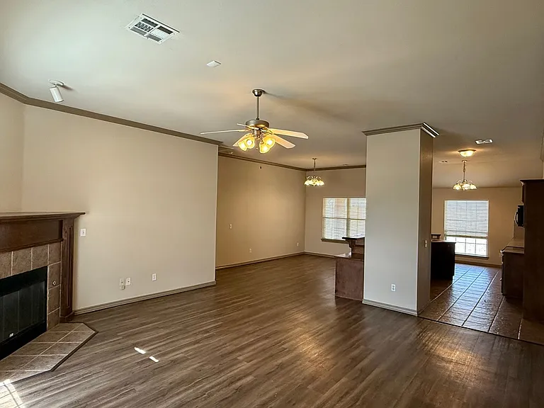 2145 Scissortail Landing Dr — Photo 3