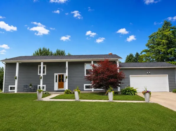 180 Rodd Dr, Caro, MI 48723