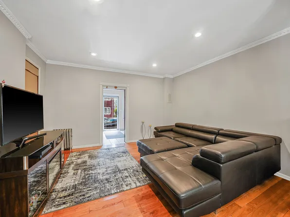 70-27 69th Street image 9 of 31