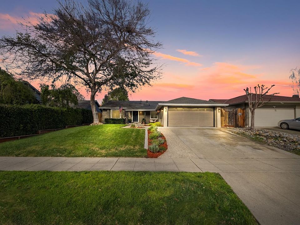 1st image of 325 Curie Dr