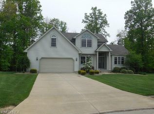 690 Mallard Ct, Youngstown, OH 44515