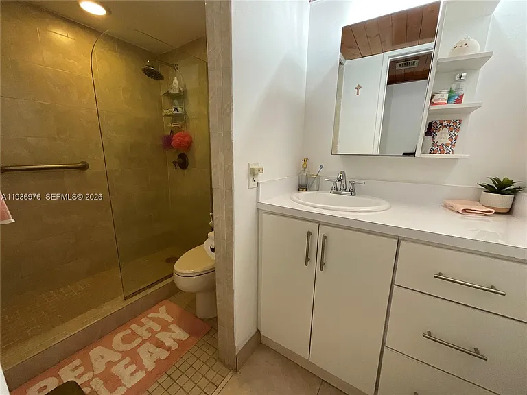 820 NW 87th Ave #114 — Photo 7