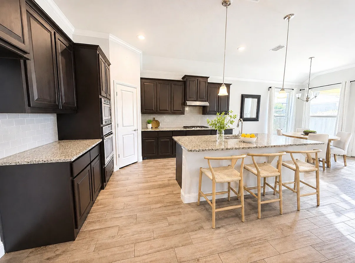 8118 Loretta Day Dr — Photo 4