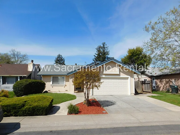 7313 Bruno Way — Photo 1